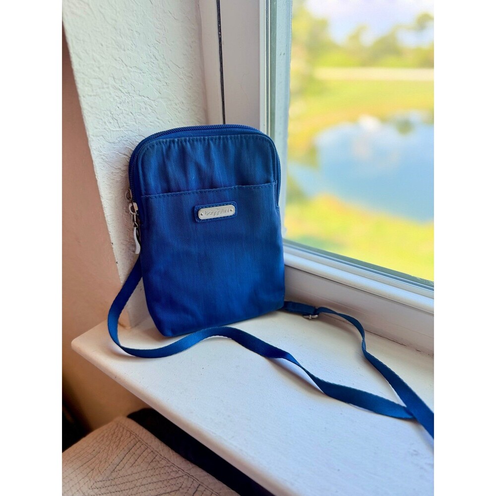 Baggallini Take Two Bryant RFID Double Zip Pocket Crossbody Bag